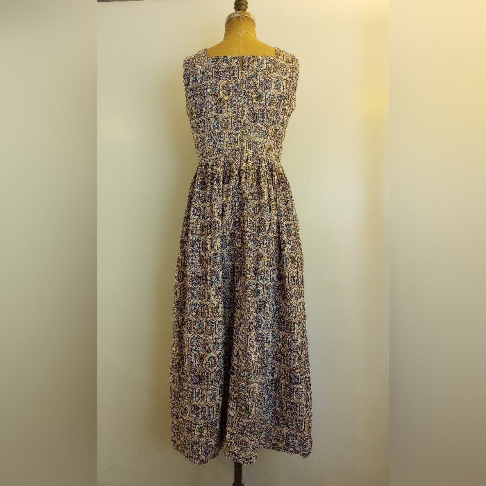 Patterned Dress - Picture 5 of 5